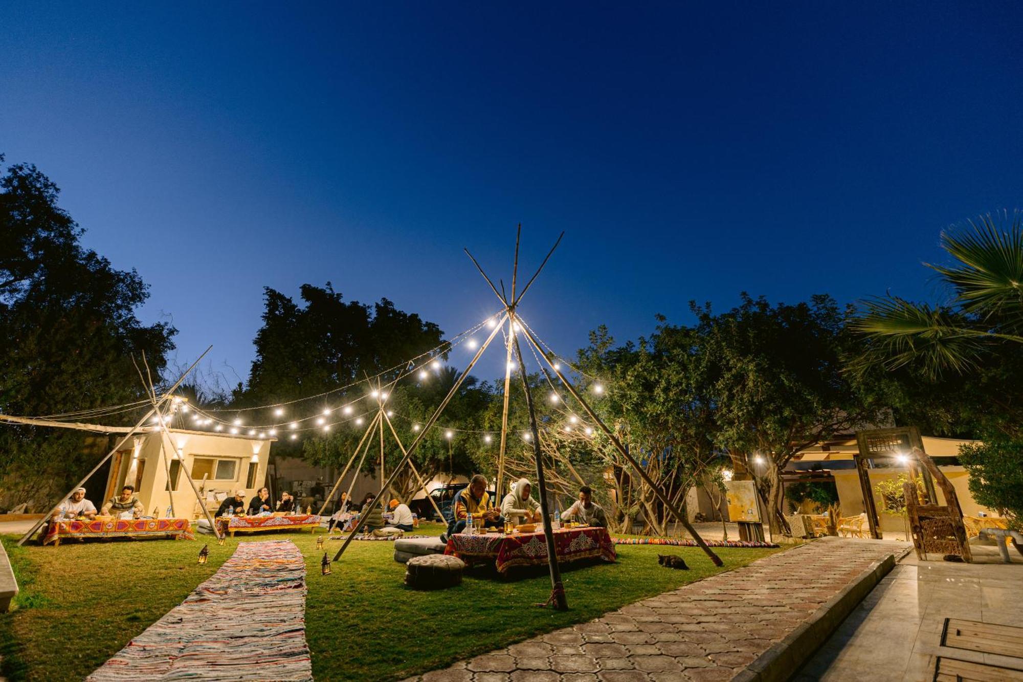 Tzila Lodge Al Fayyūm Extérieur photo